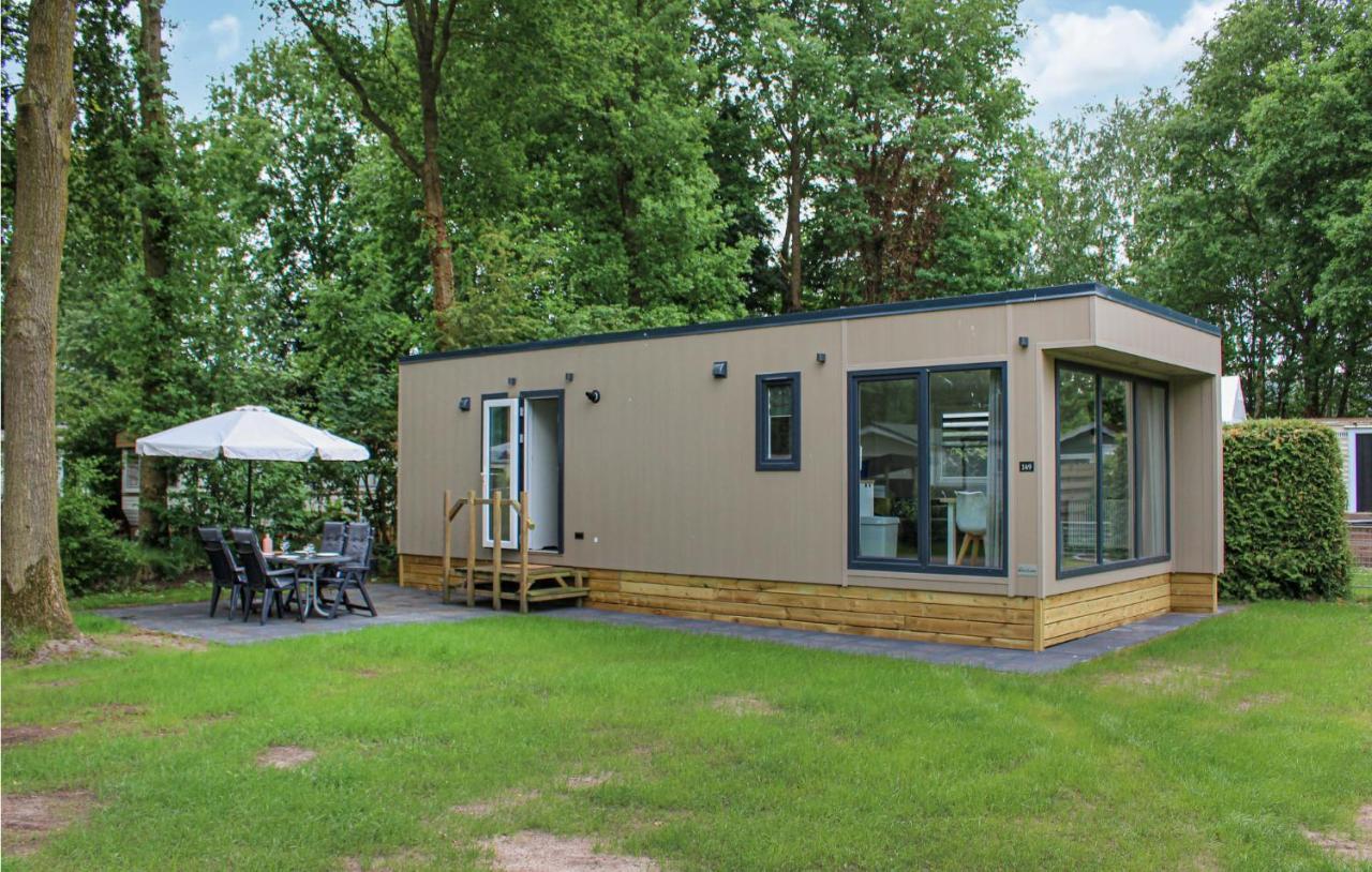 Nice Stacaravan In Marienberg With Kitchen Exterior foto