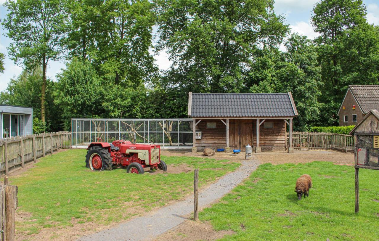 Nice Stacaravan In Marienberg With Kitchen Exterior foto